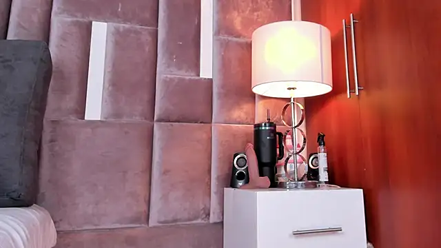 Chatroom XXX en direct de Nia_Bunny