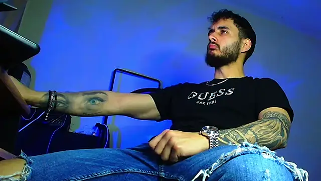 XanderCage99 라이브 XXX 채팅