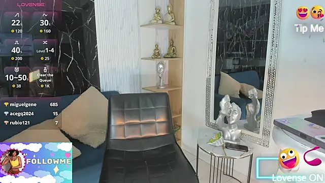 Nini_Beyker Chat XXX in diretta