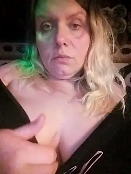 Chatroom XXX en direct de Lana-murr