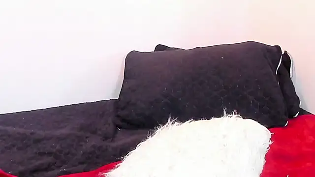 Chatroom XXX en direct de annarosse_