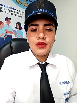 Chat XXX en directo de MAYE__13