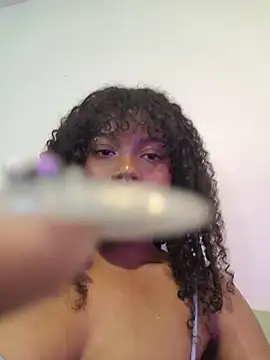 SparklingSoleil's Webcam Show