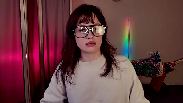 Chat +18 de KiraVair ao vivo