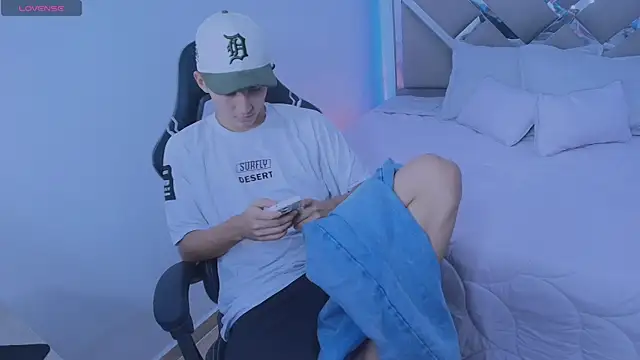 Valentino_Rey Webcam show