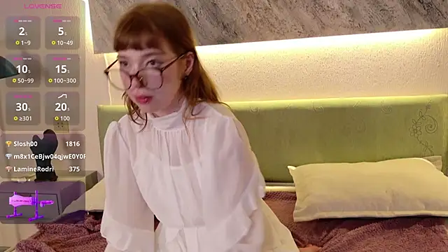 Nicolle_moors Adlı Modelin Canlı XXX Sohbeti