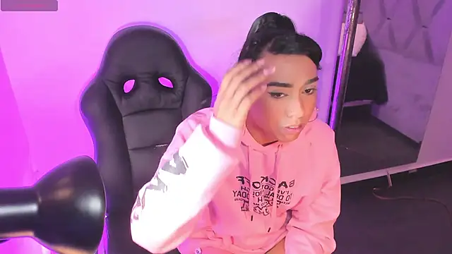 Daniiela_Ember Adlı Modelin Web Kamerası Şovu