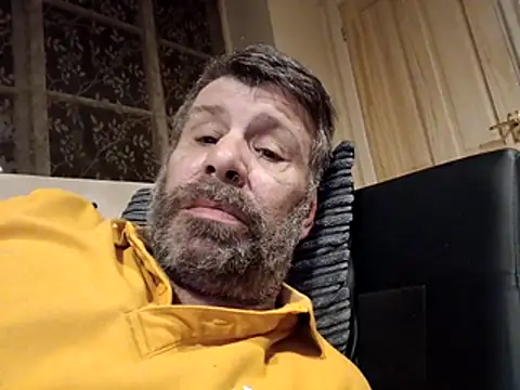 stud2512 élő XXX-chatje