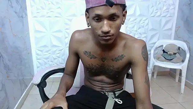 ManSant লাইভ XXX চ্যাট