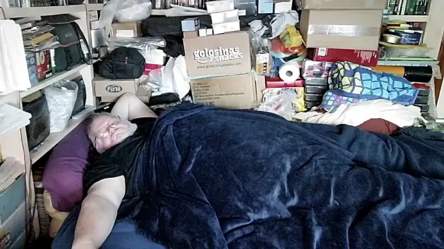 hadeszeuss2's Webcam Show