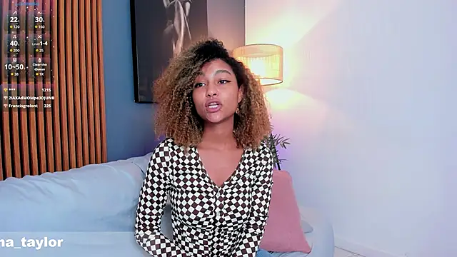 Johaphyton Chat XXX live