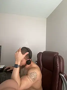 Fathero1time 即時 XXX 聊天