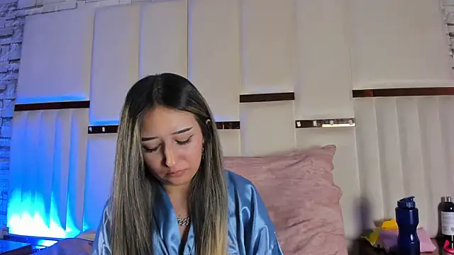 ANLLELOAndANGELA Adlı Modelin Web Kamerası Şovu