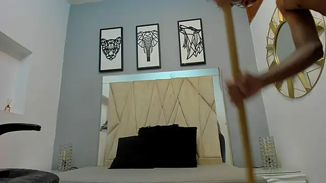 adams_bobby live XXX chat