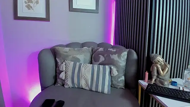 แชท XXX สดของ Ariana_collinss