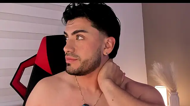 Pokazy przed kamerką – Alexander_Diazz