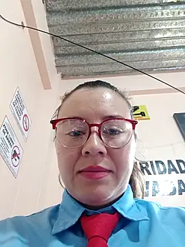 Chat +18 de Hannah-colx ao vivo