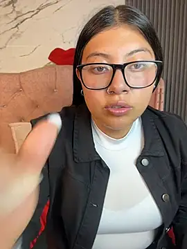 XXX chat uživo modela Lismar_fire