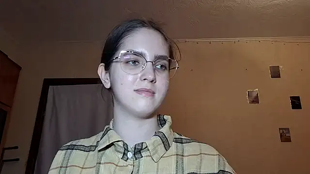 XXX chat uživo modela Katelemon