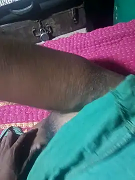 parmila203's Live XXX Chat