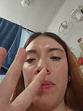 valery_mora Adlı Modelin Canlı XXX Sohbeti