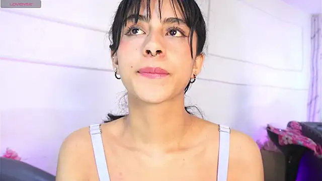 دردشة Alyssa_jones الجنسية المباشرة