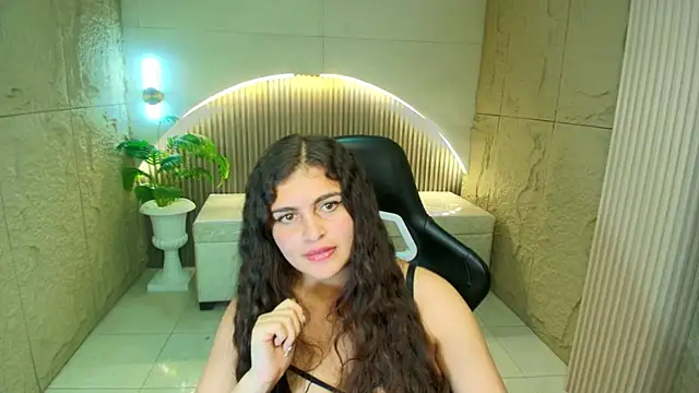 dany_r_ Adlı Modelin Canlı XXX Sohbeti