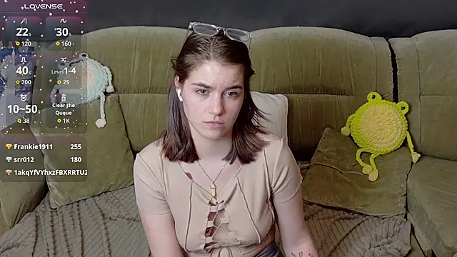 Chat +18 de ElzaBlis ao vivo