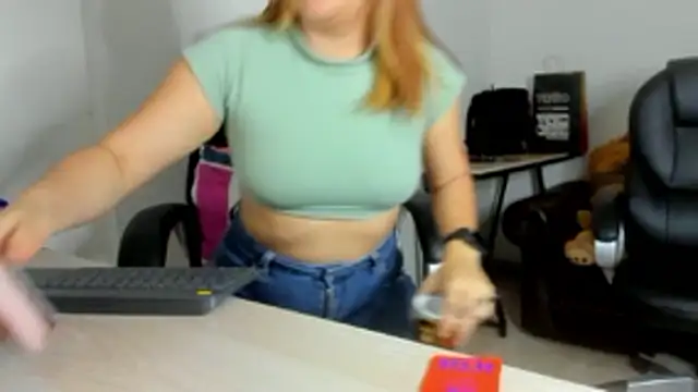 alma_fenix's Live XXX Chat