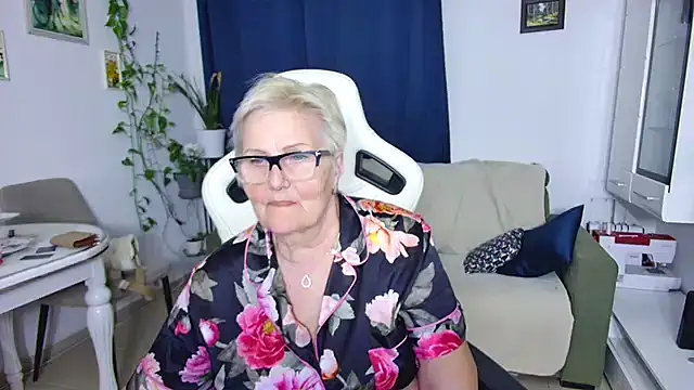 Selenna57 现场XXX聊天