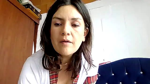 Chat +18 de princessbella93 ao vivo