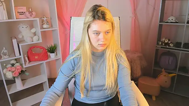 CelestineMauriac Chat XXX in diretta