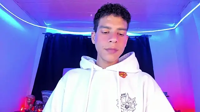 Živý XXX chat Ethan_Boyy