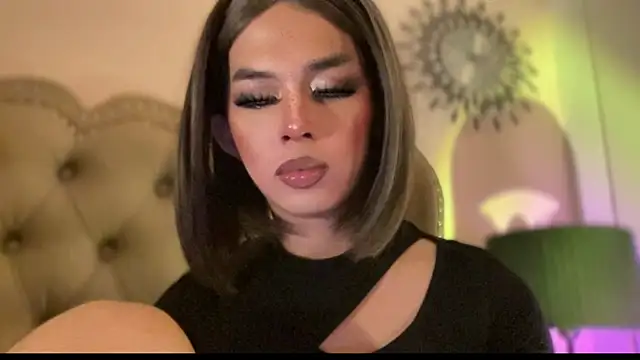 Worldclass_Maxxine_ Show in webcam