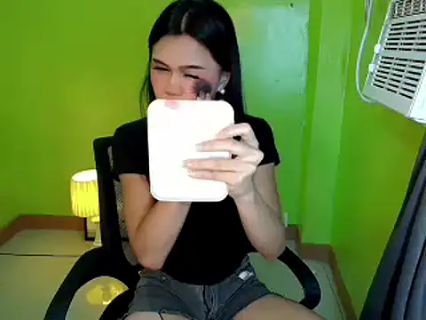 โชว์เว็บแคมของ Ms_SultrySallyyxx