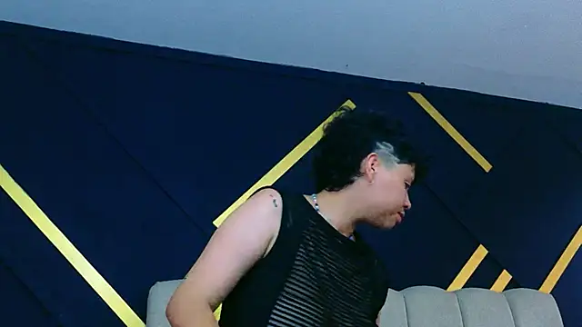 NikiEvanzのライブXXXチャット