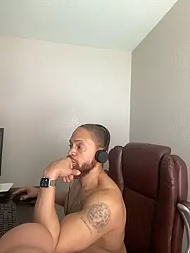 Show modela Fathero1time na web-kameri