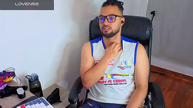 Ernesto-Rodriguez82 Live XXX-Chat