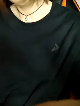 Chat +18 de Aashikalaa ao vivo