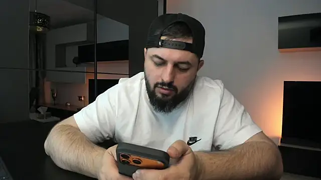 Živý XXX chat DravenPeak