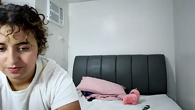 misscutee webcam show