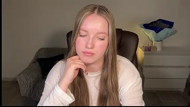 EvaMaddison live XXX chat