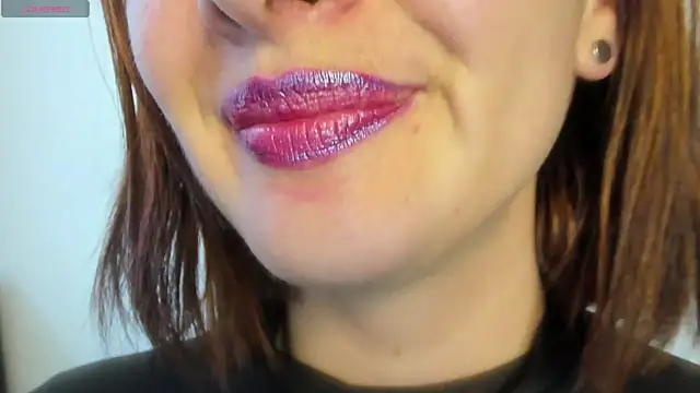 دردشة queen_fetish الجنسية المباشرة