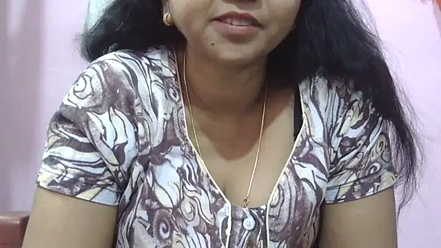 Chat +18 de Pooja-suman ao vivo