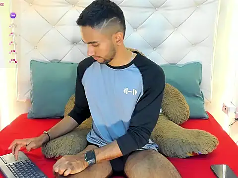 MaicolParker_ webkamerás műsora