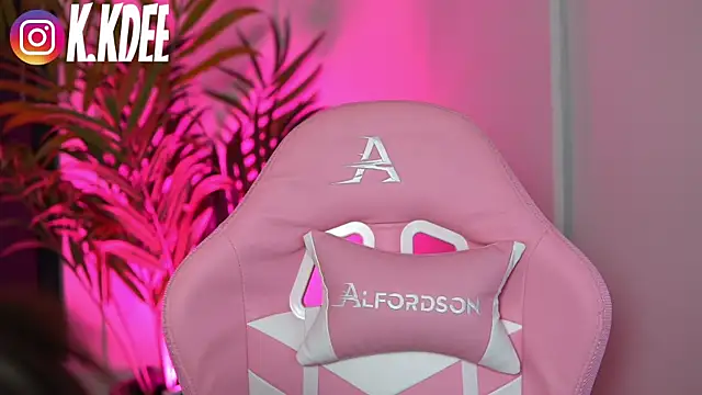 kimberdeedoll Webcam show