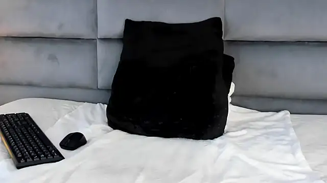 แชท XXX สดของ Lucy_Vegas