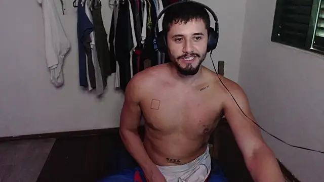 Show de guzzfit na webcam