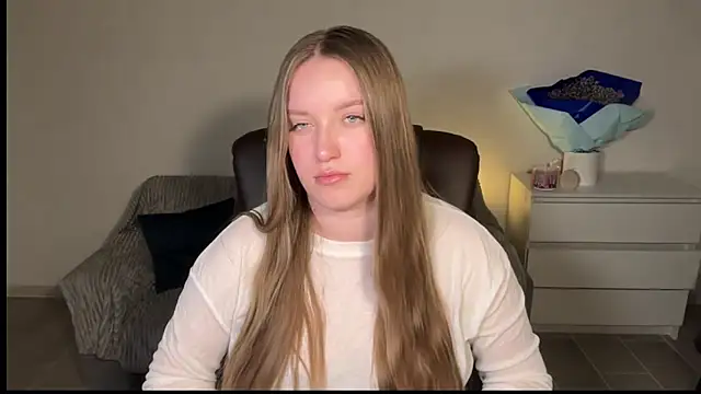 دردشة EvaMaddison الجنسية المباشرة