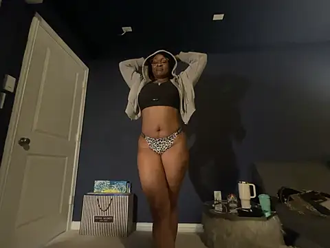 wynterheat Chat XXX live